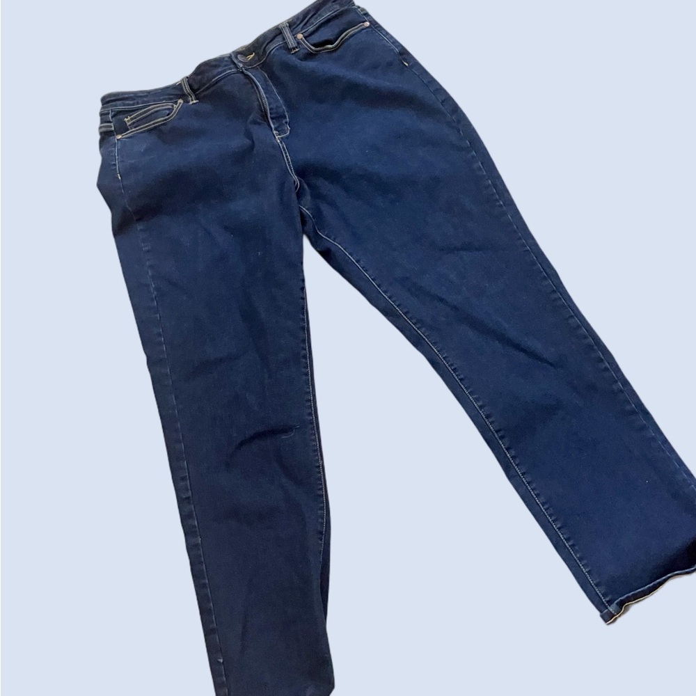 Blue Women’s Relaxed Fit Jeans with Classic Style